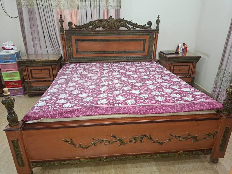 Motiwala sheesham bed set 0