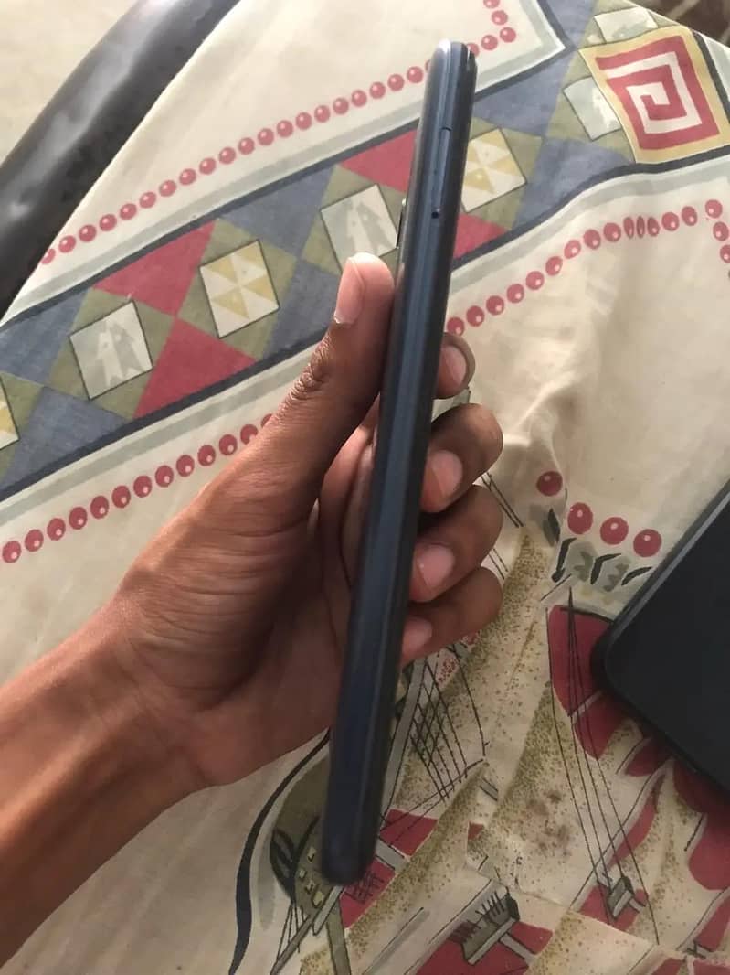 Tecno Spark 8C 3
