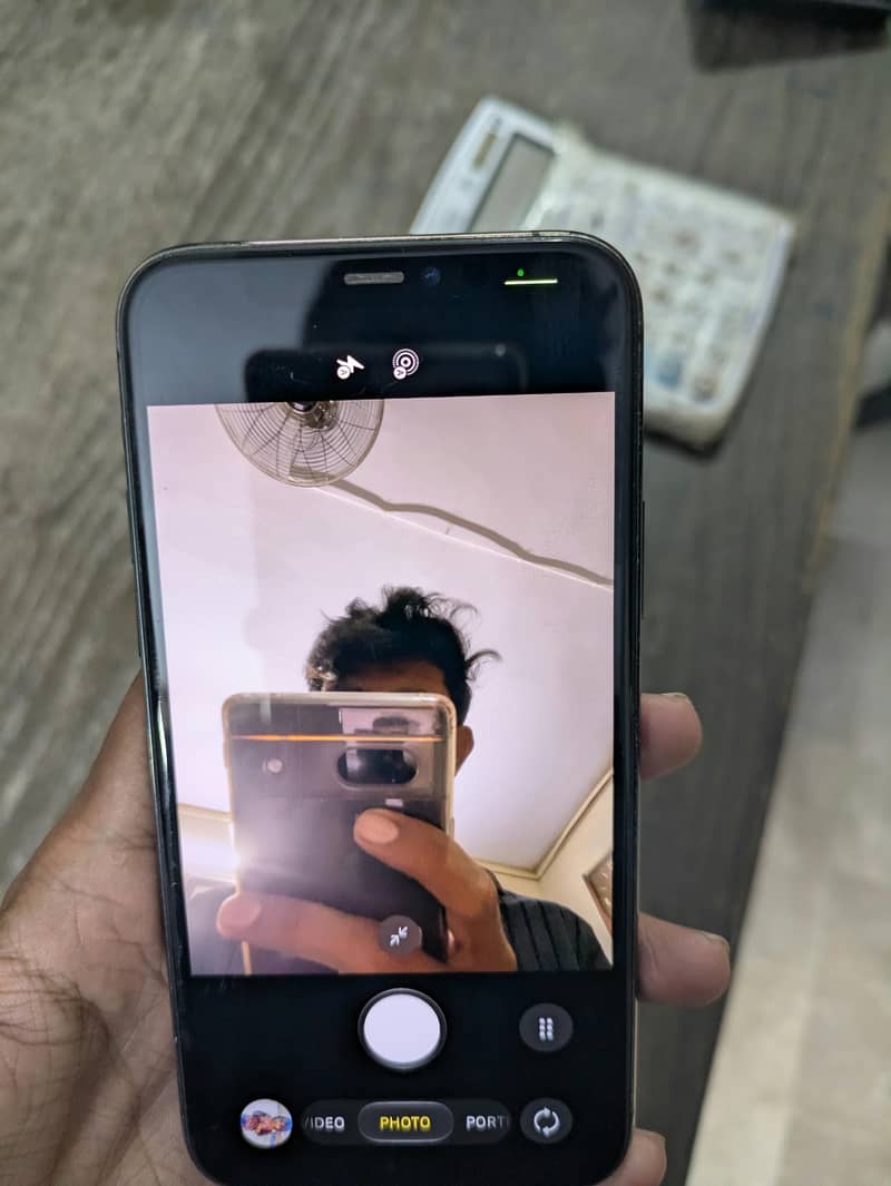 Apple iPhone 11 Pro 1