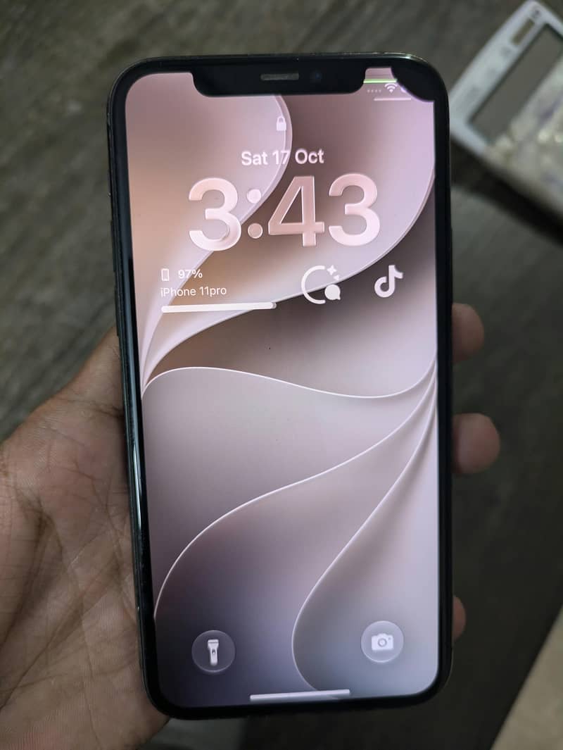 Apple iPhone 11 Pro 2