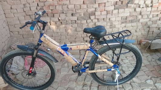 Mountain Bicycle for Sale – Blue & Black | New Condition
