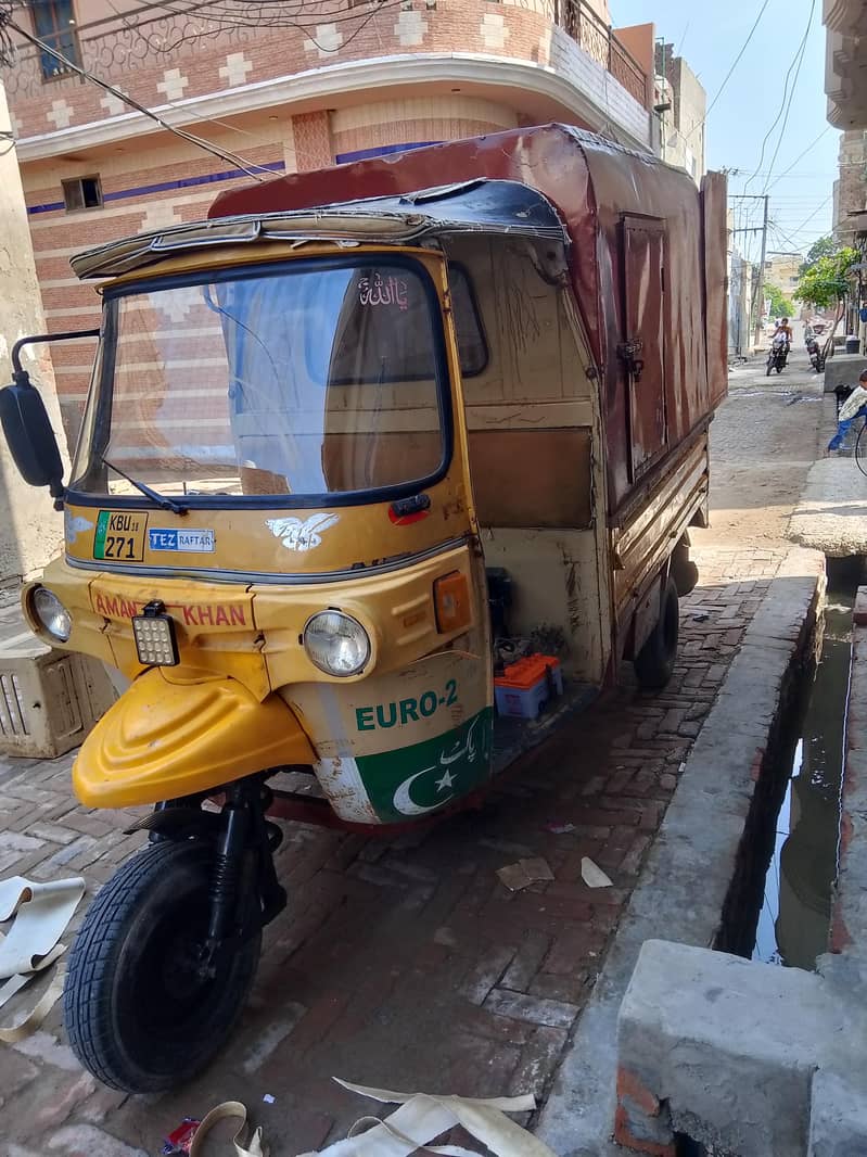 Auto cabin loader Rickshaw 1