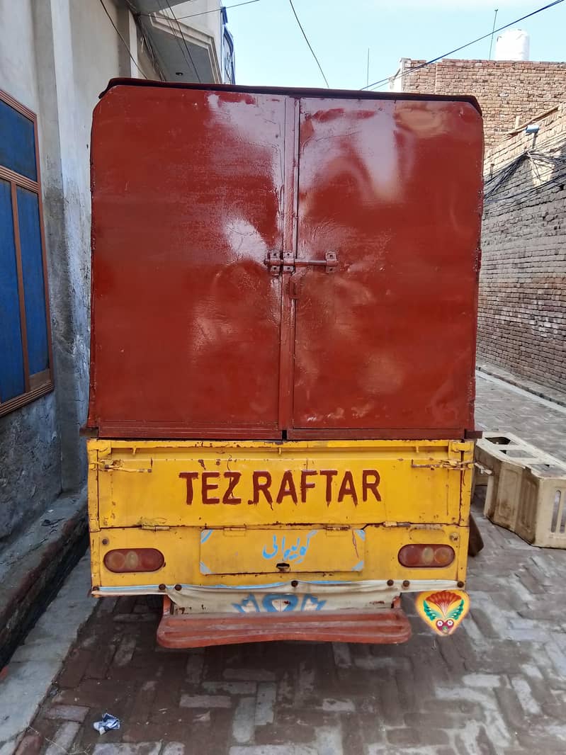Auto cabin loader Rickshaw 6