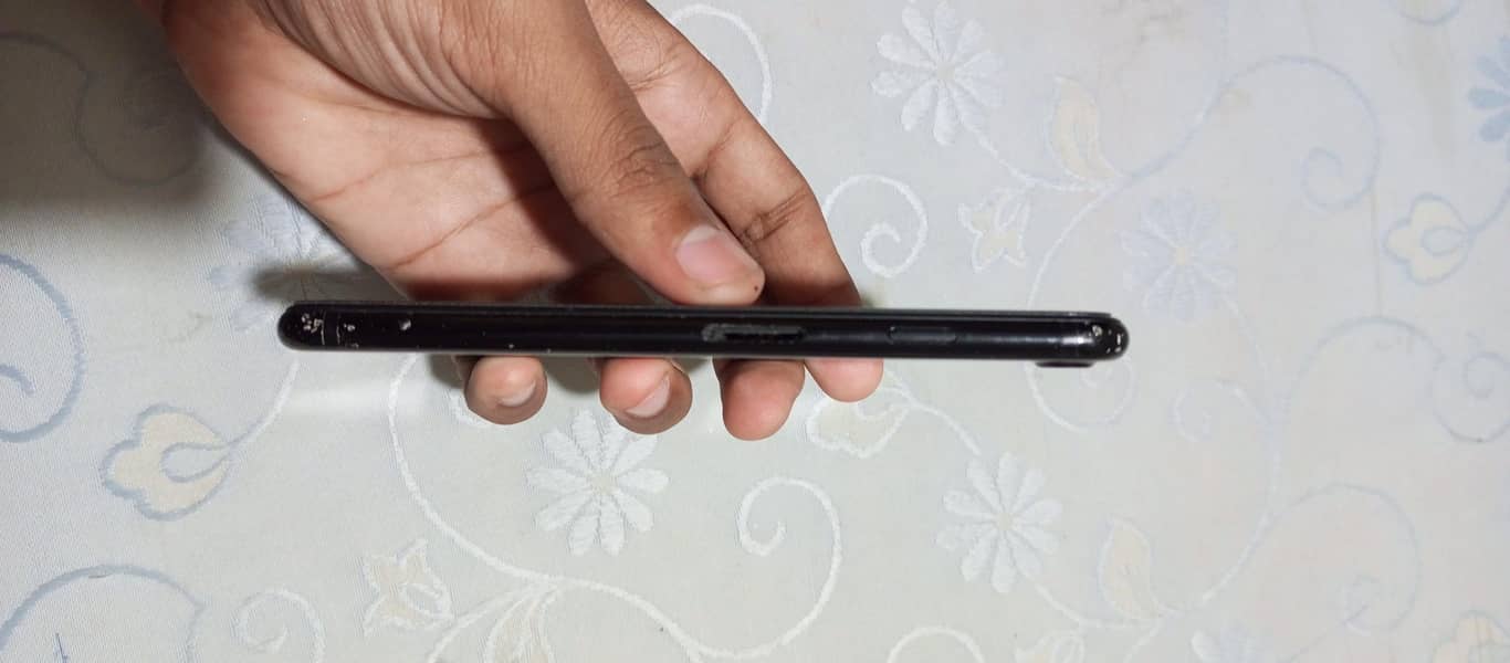 Apple iPhone 7 7