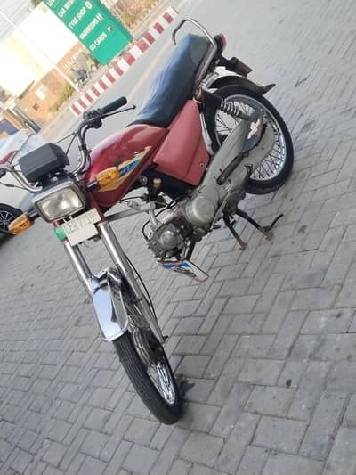 achi halt ki hai bike