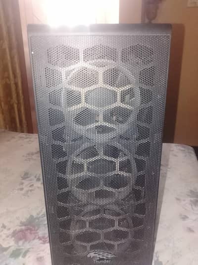 Gaming pc for sell I5 4th generation Rs: 22,000