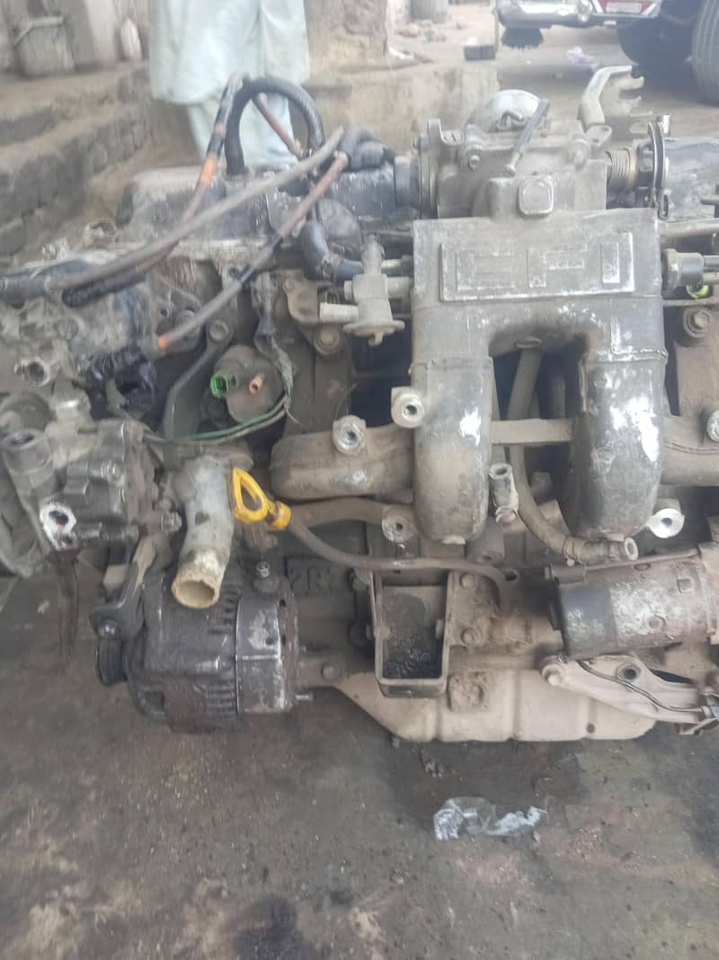 2RZ petrol engine 1
