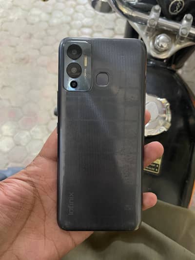 Infinix Hot 12 Play