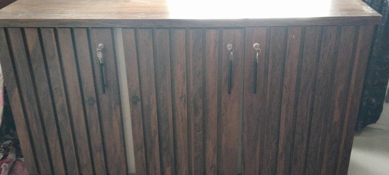 side table for sell 0