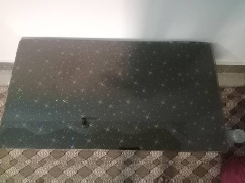 center table like new 1