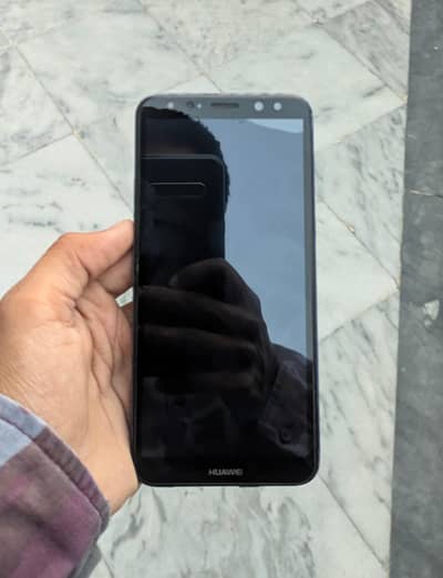 Selling My [Huawei Mate 10 Lite] Phone