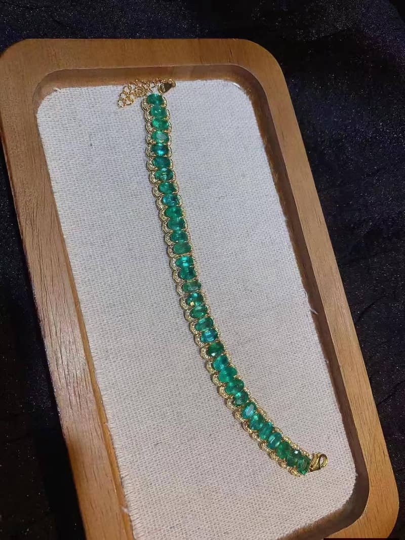 EMERALD BRACELET 1