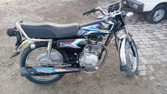 Honda CG 125 2025 one hand use