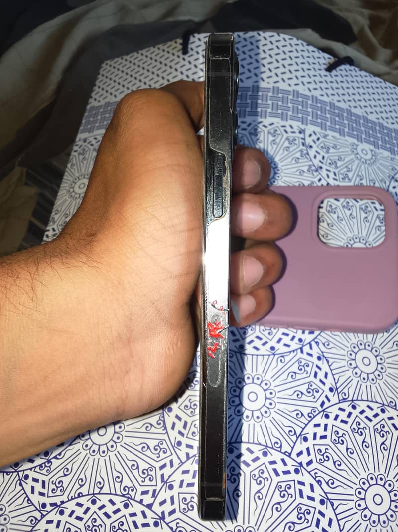 Apple iPhone 12 Pro 4