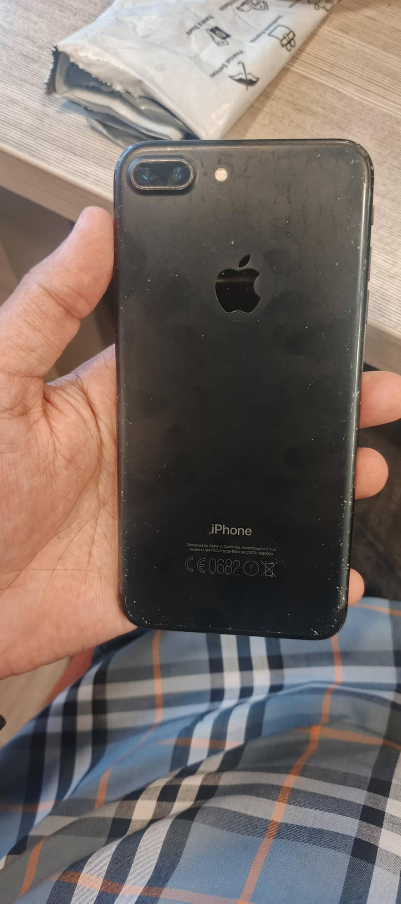 Apple iPhone 7 0