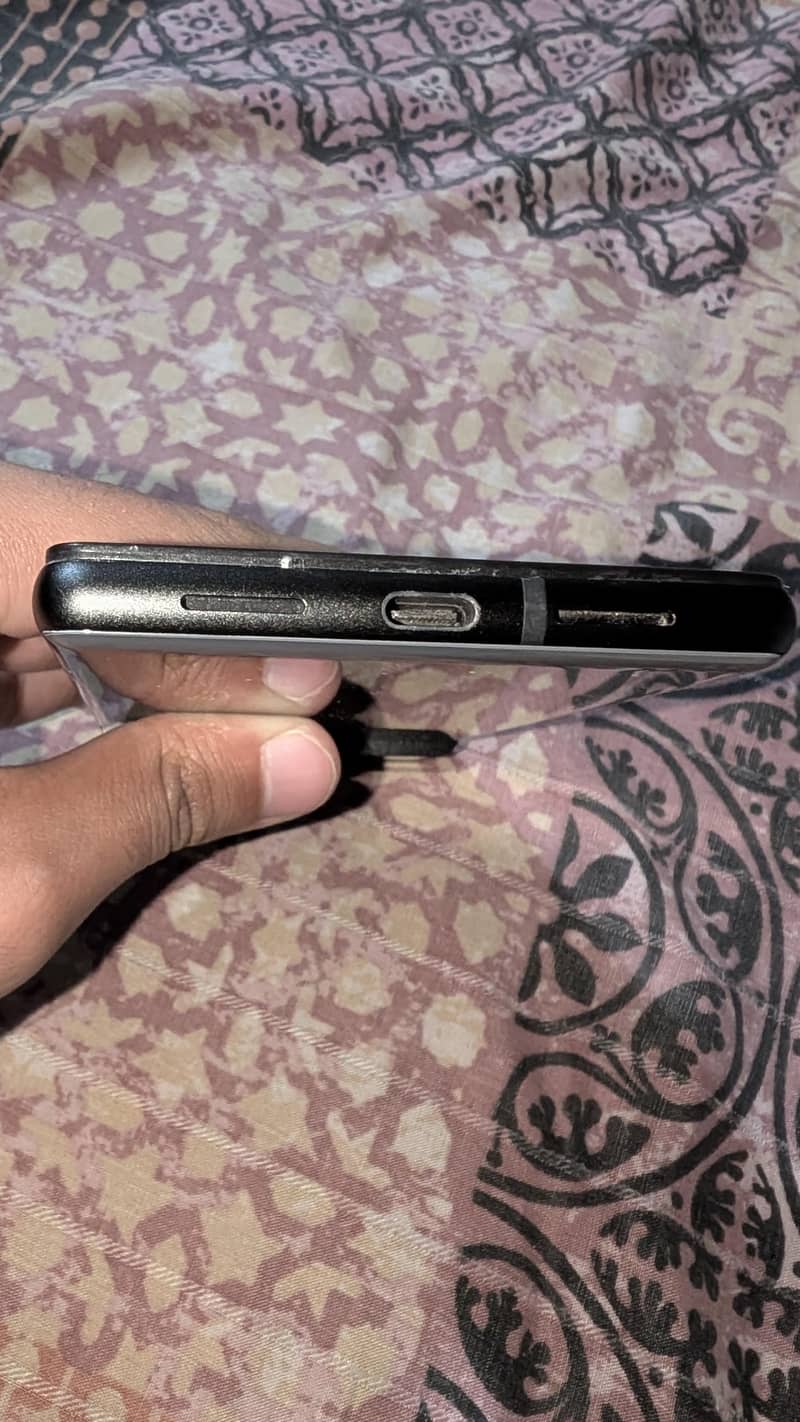 Google Pixel 6 3