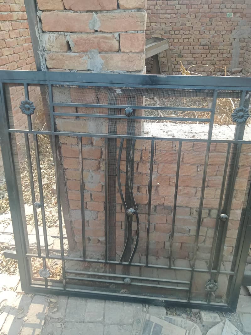 4×4 window 0