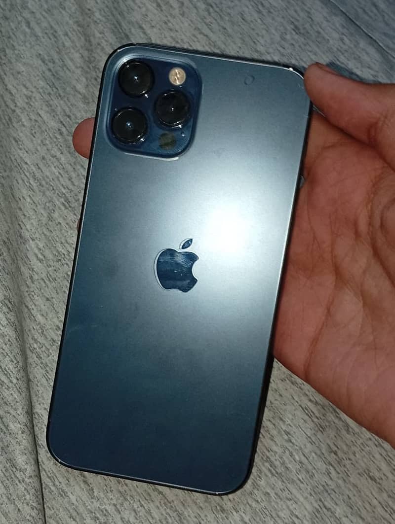 Apple iPhone 12 Pro 2