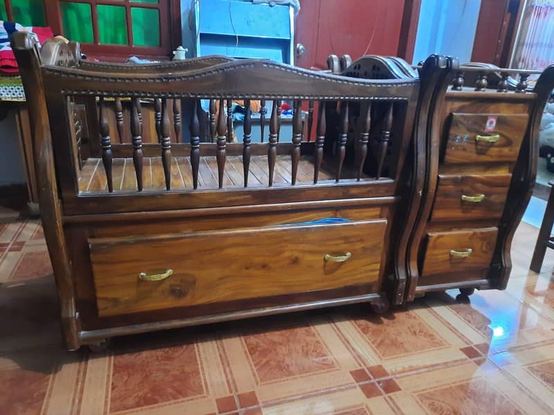 Baby cot 0