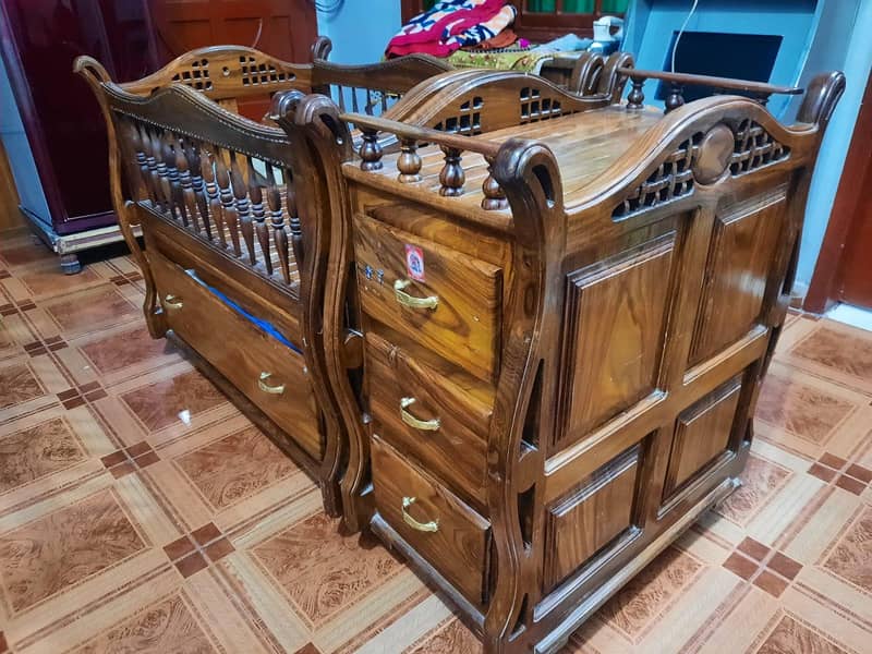 Baby cot 1