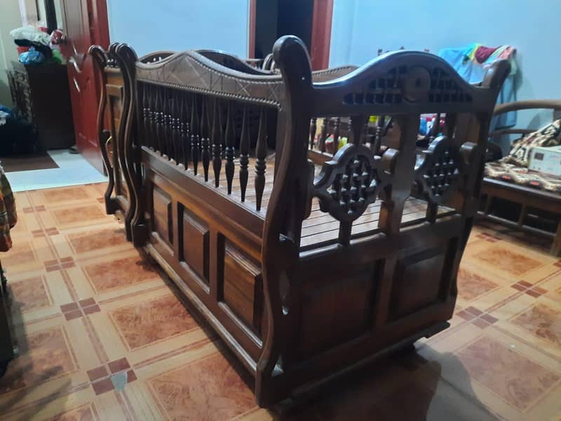 Baby cot 5