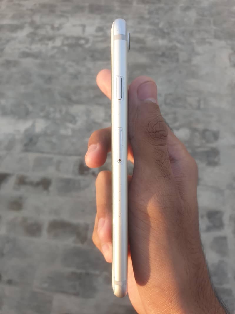 Apple iPhone 7 5