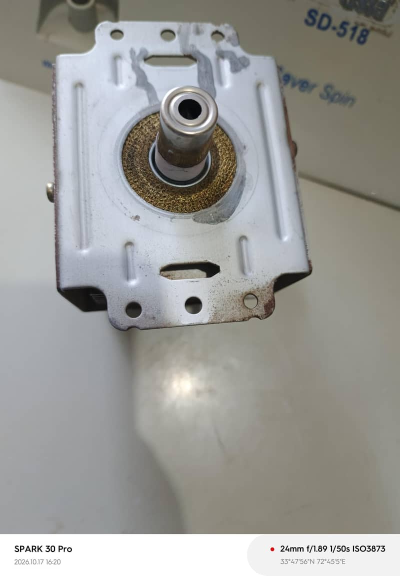 microwave oven 0