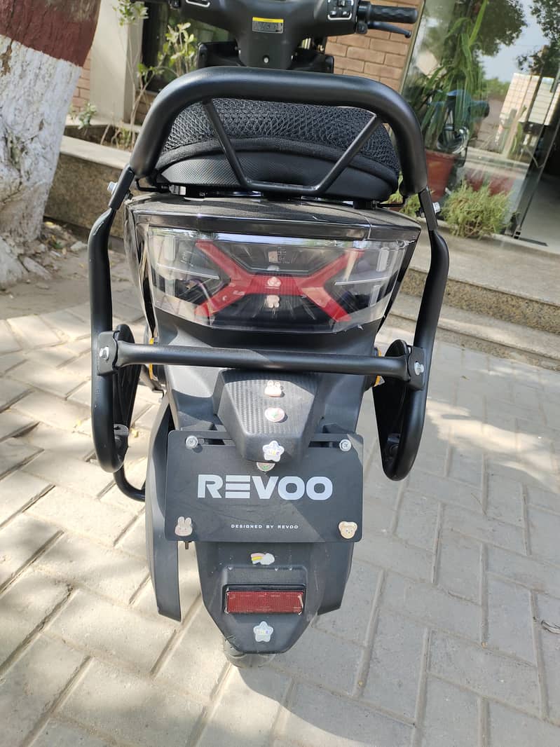 Revoo C32 EV Scooty 2026 Condition | Aftermarket Upgrade 2