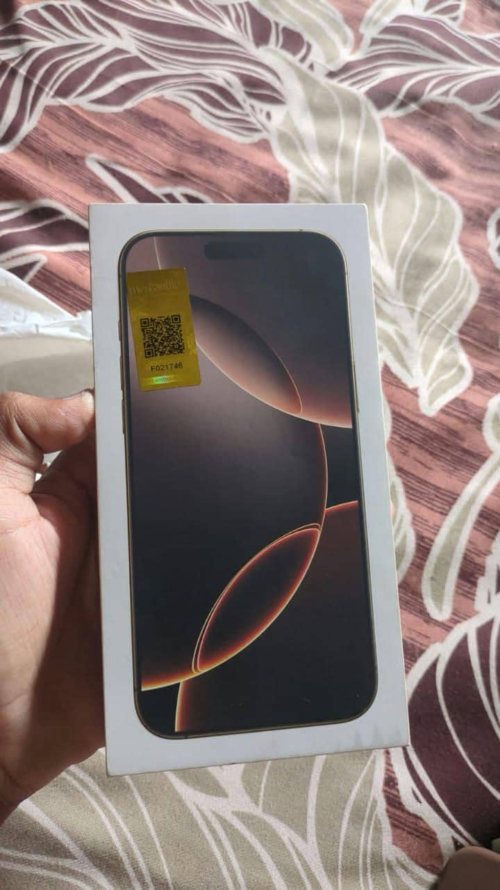 Apple iPhone 16 Pro Max 1