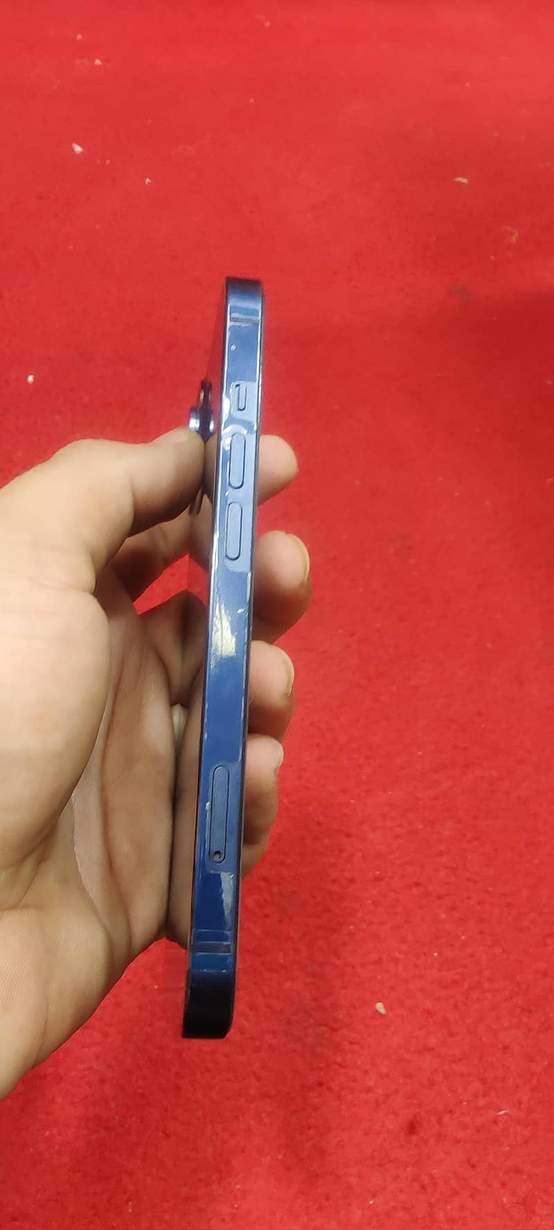 Apple iPhone 13 4