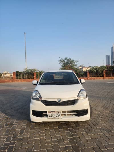 Daihatsu Mira 2016