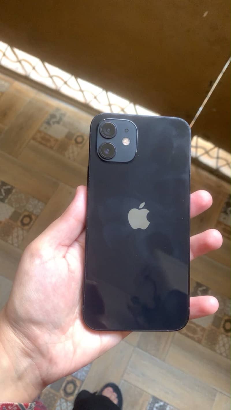 Apple iPhone 12 5
