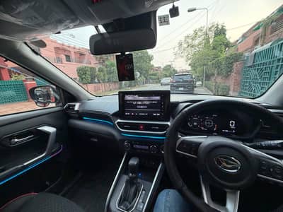 Daihatsu Rocky 2019