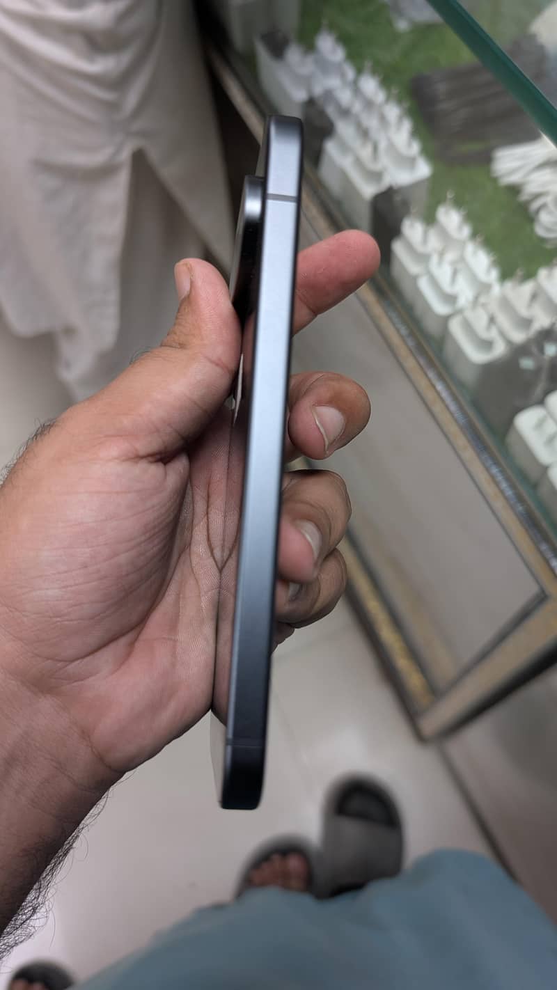 Google Pixel 9 2