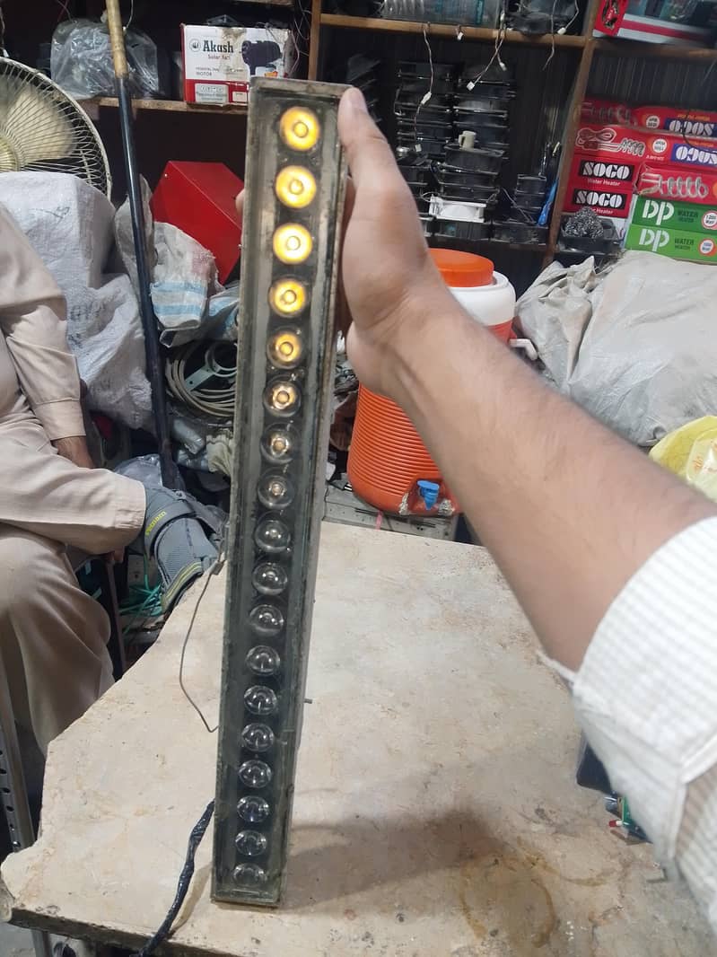 linear LED wall washer light 2