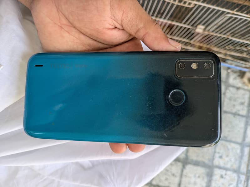 Tecno Spark Go 1