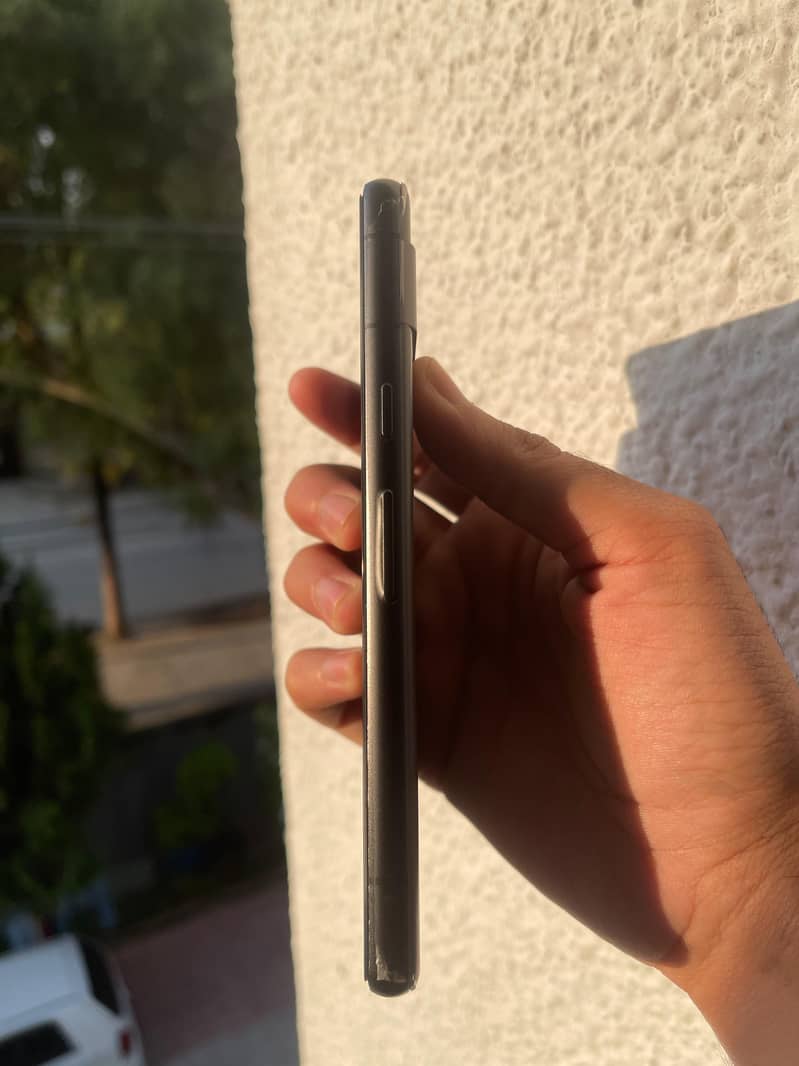 Google Pixel 7a 4