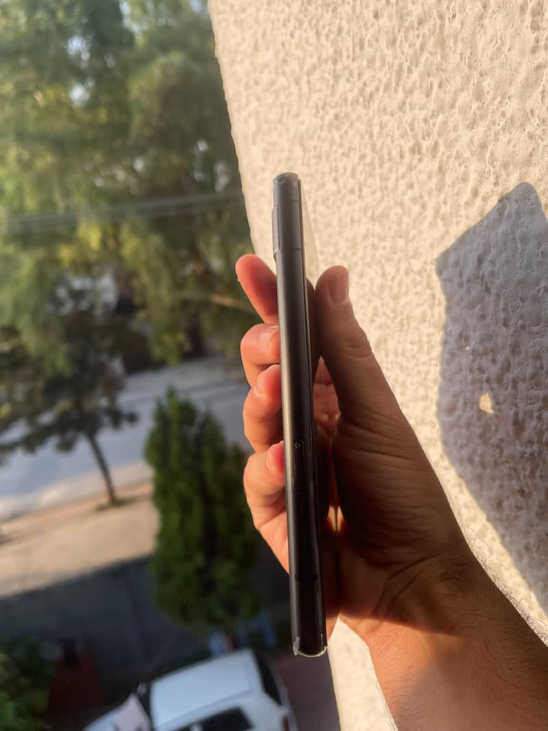 Google Pixel 7a 5