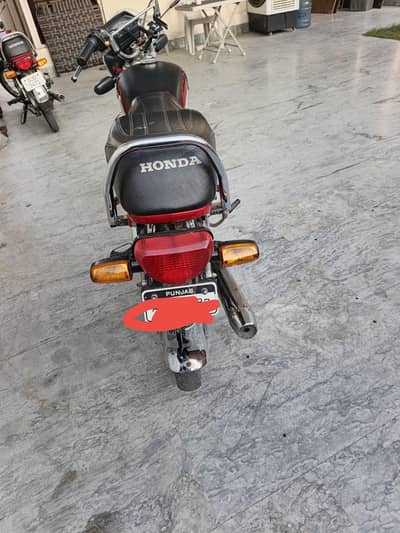 Honda CD 27