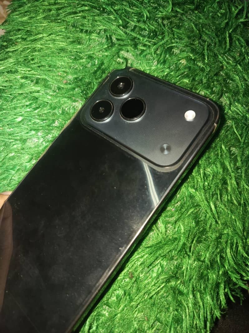 Tecno Spark 50 0