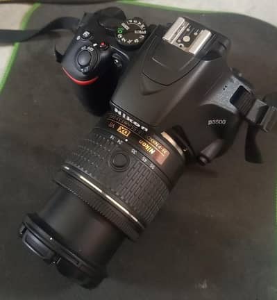 Nikon D3500 DSLR Camera for Sale Urgent
