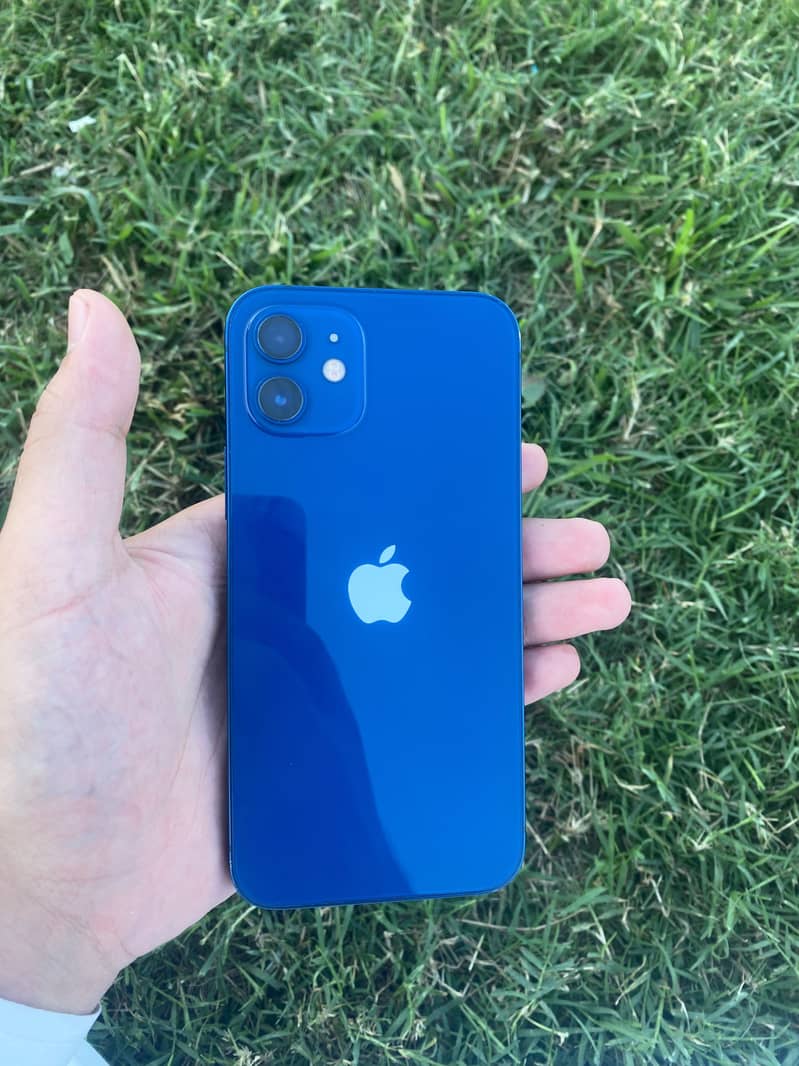 Apple iPhone 12 2