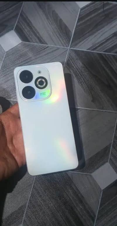 Infinix Smart 8 Pro