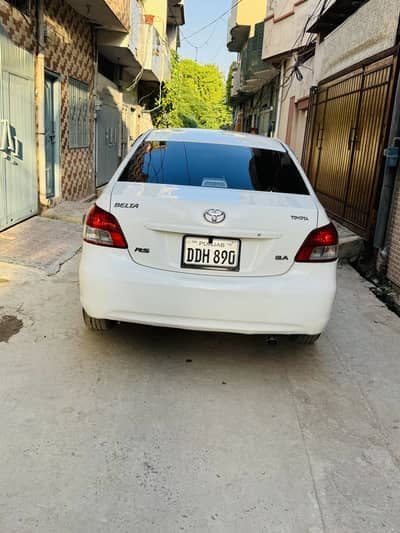 Toyota Belta 2006