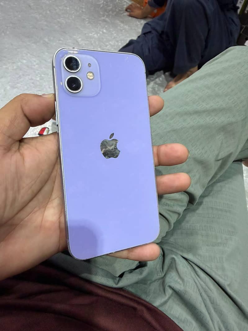 Apple iPhone 12 0