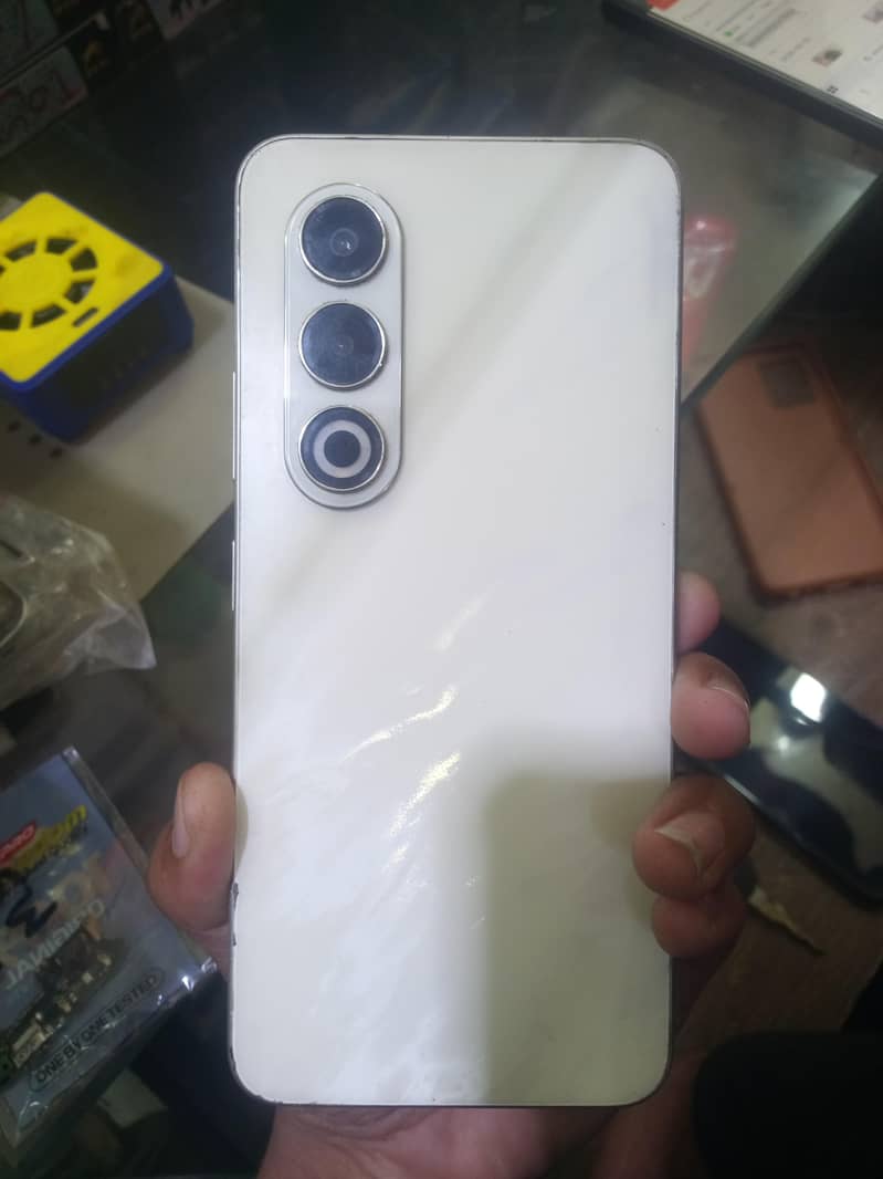 Itel S25 1