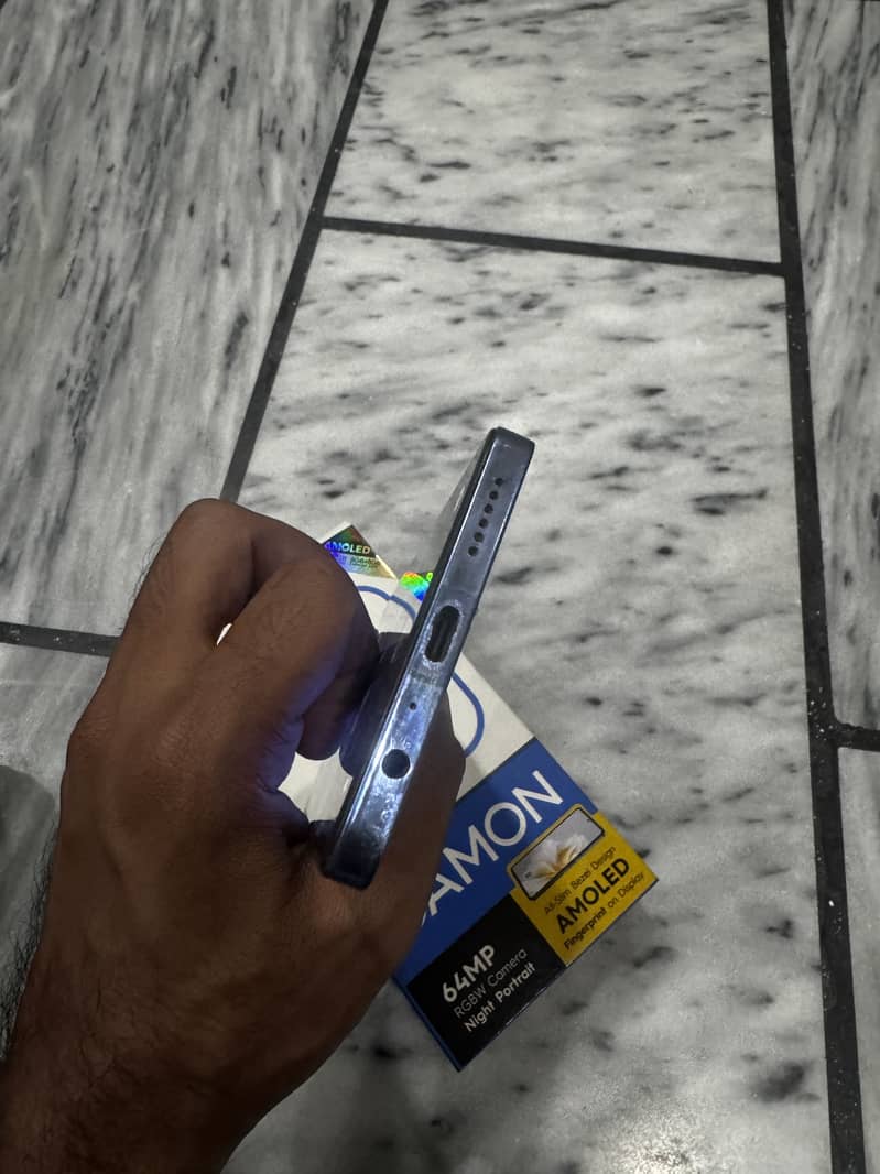 Tecno CAMON 20 2