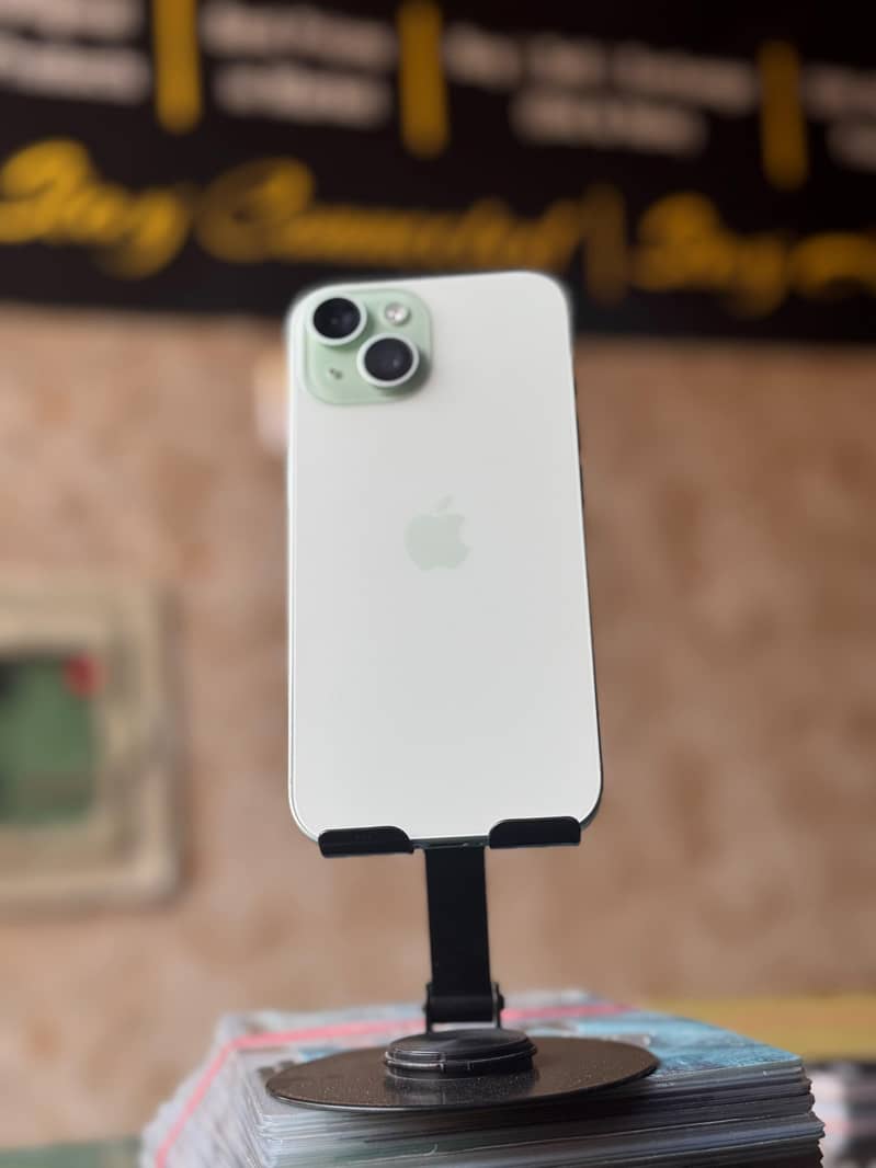 Apple iPhone 15 0