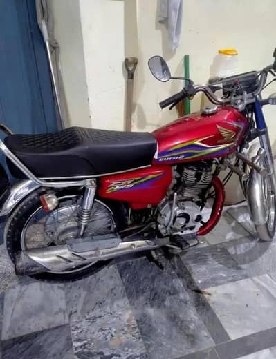 Honda 125 Bike