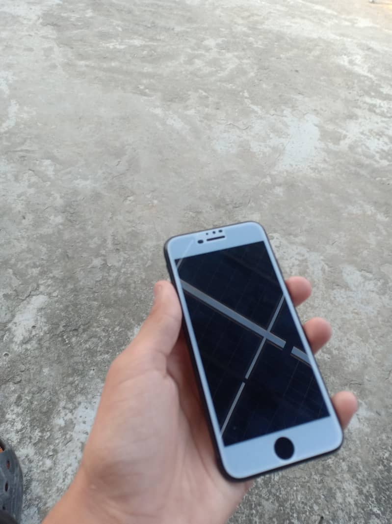 Apple iPhone 7 5